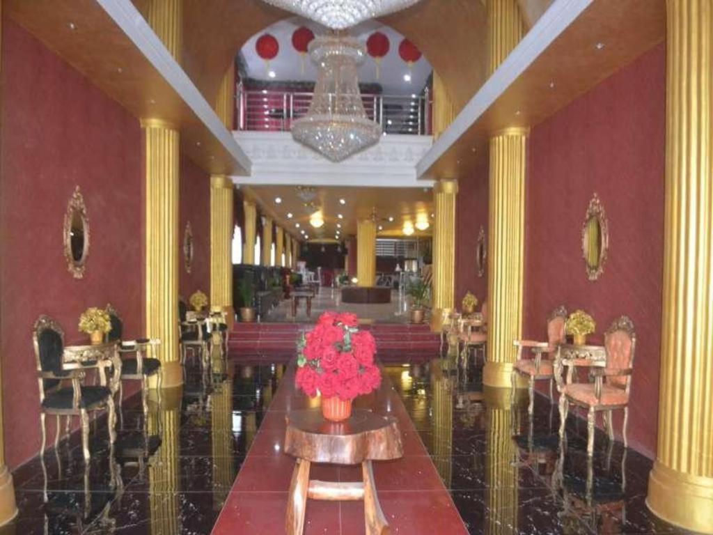OYO 2574 Z Suites Hotel - Image 2