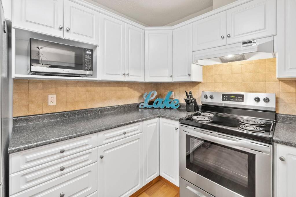 Riverside Trinity 2 Bed 2 Bath and Boat Slip