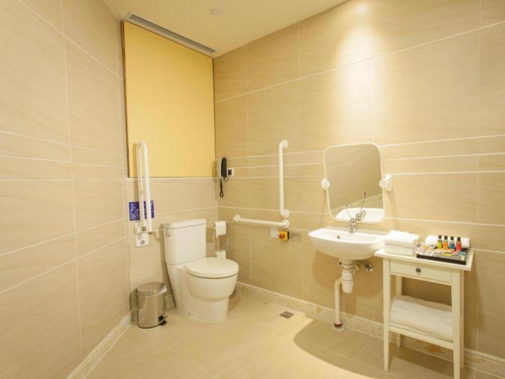 Harbour Bay Hotel