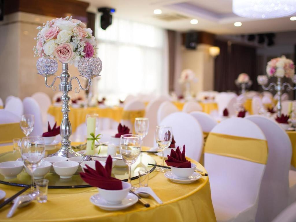 Royal Palace Hotel