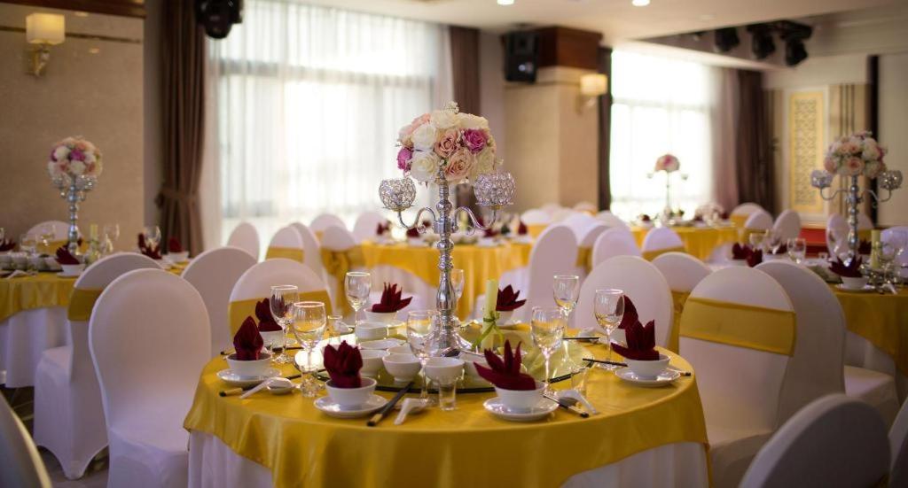 Royal Palace Hotel