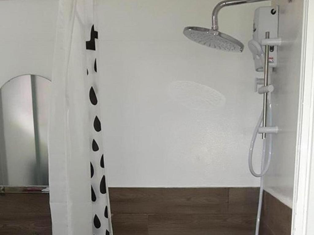 Photo 57
