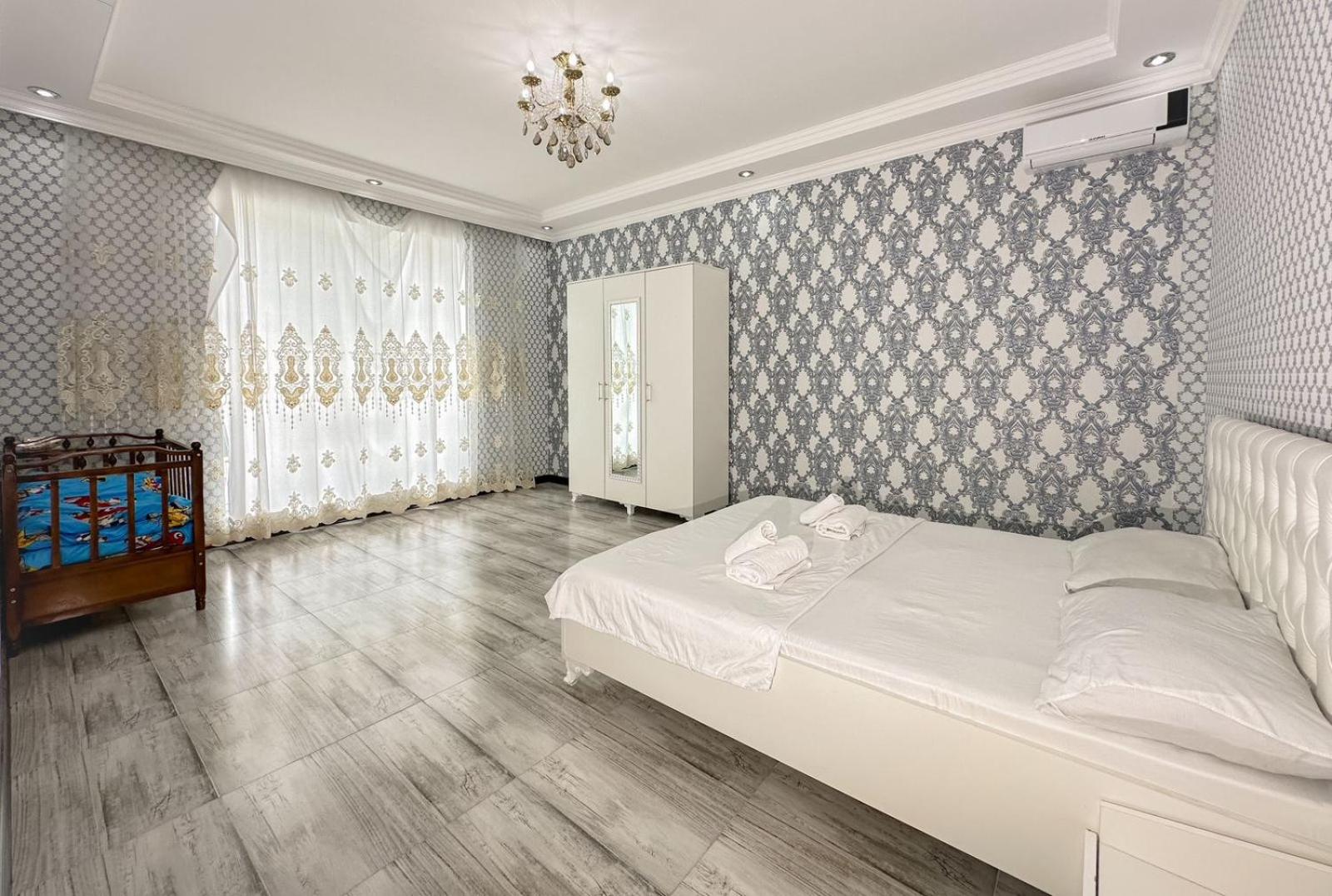 White vip Villa