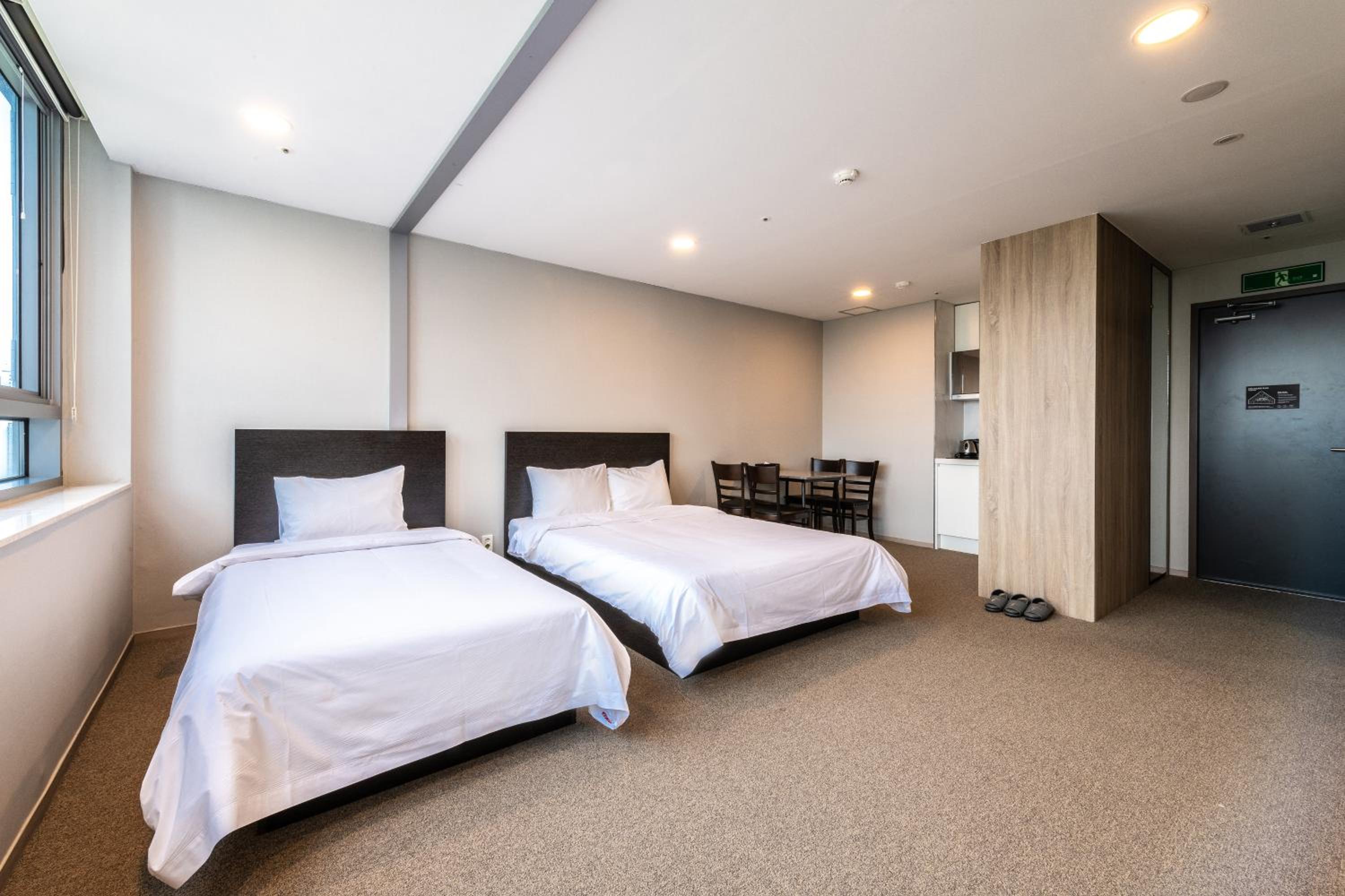 The Triny Urban Suites