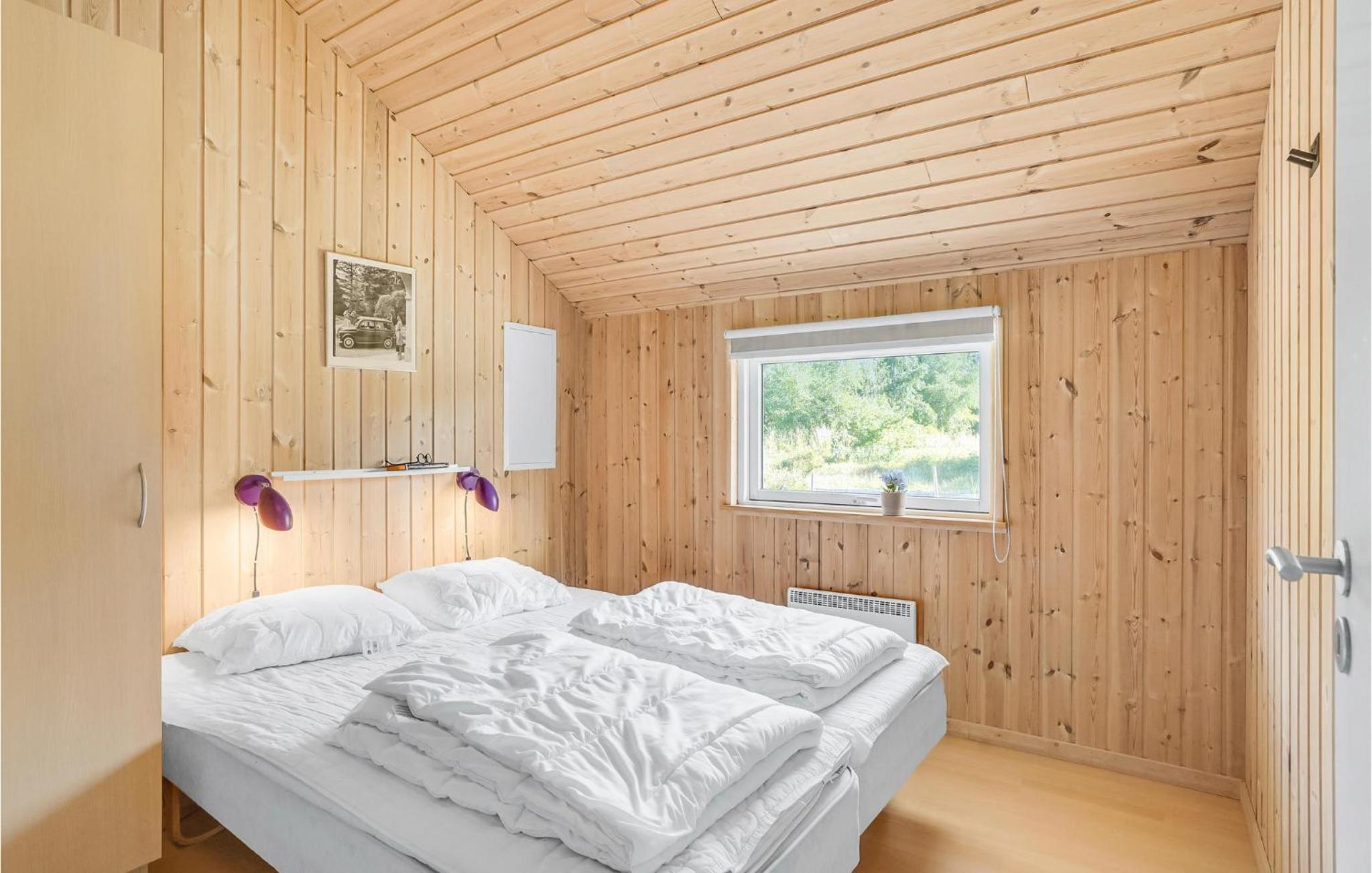 Lovely Home In Rødby With Kitchen