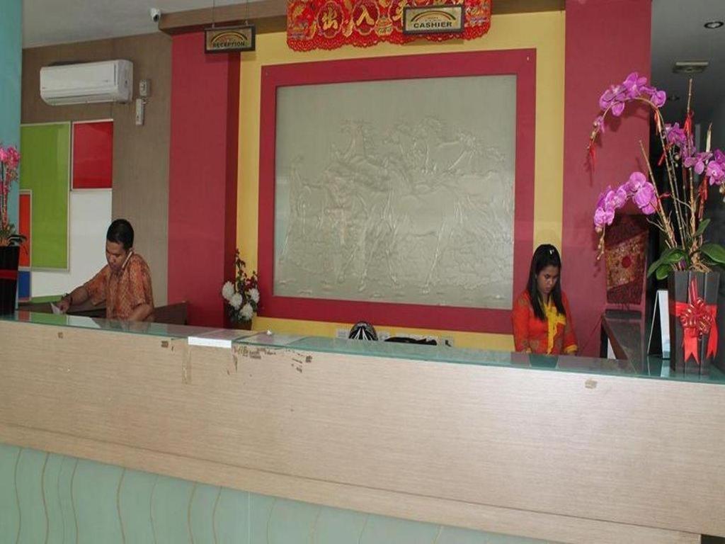 Photo 12