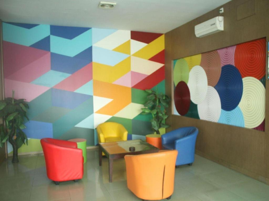 Photo 9