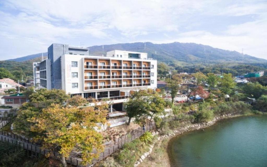 hotel gallery