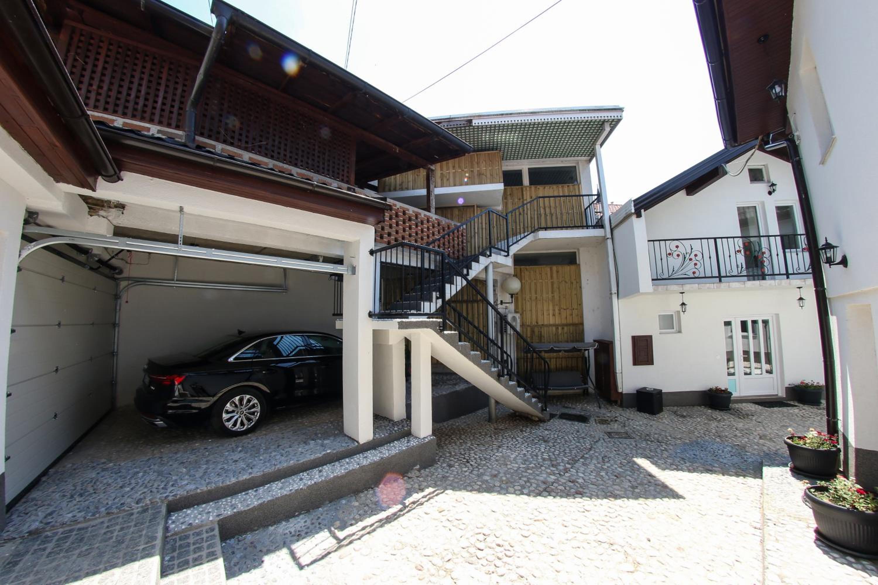 Apartments Villa Begić