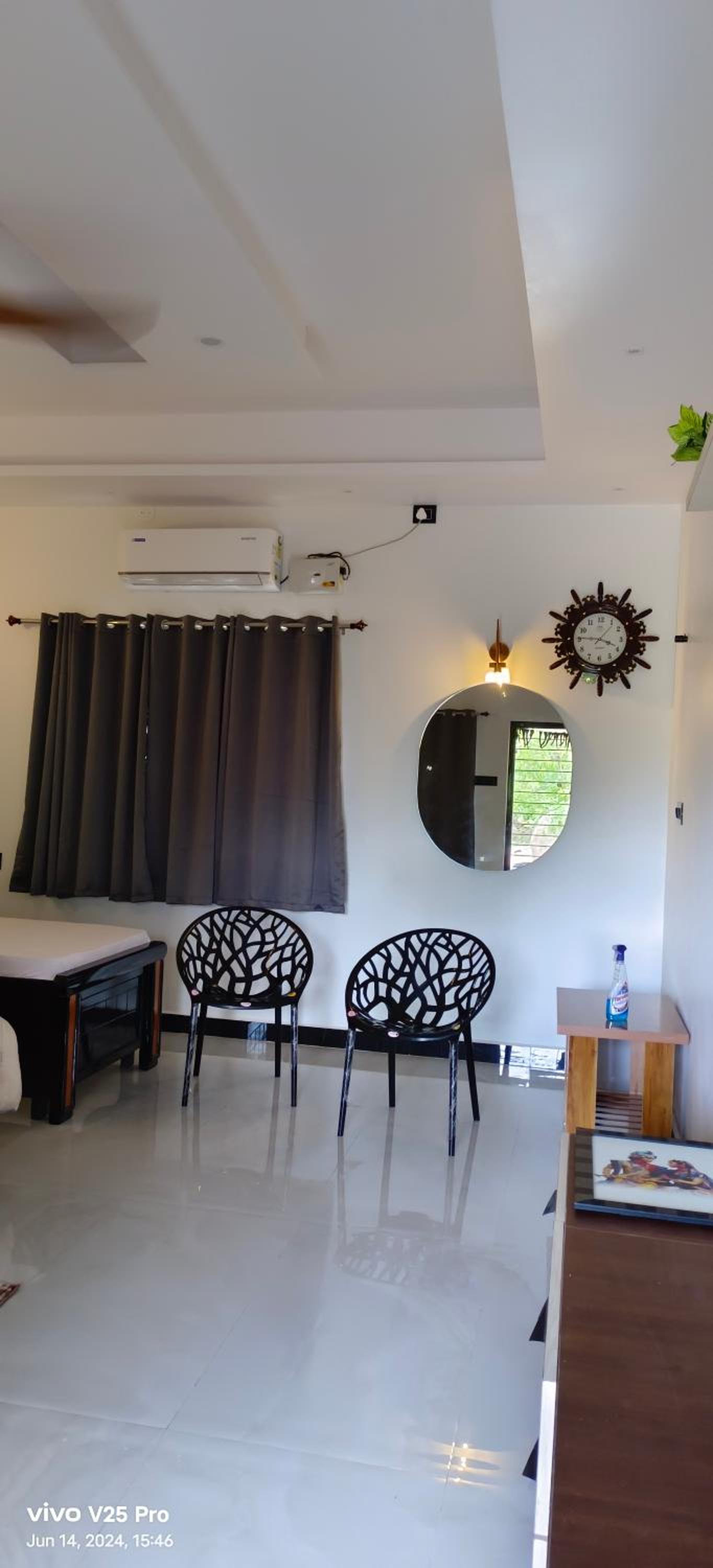 Saanvi Farmhouse