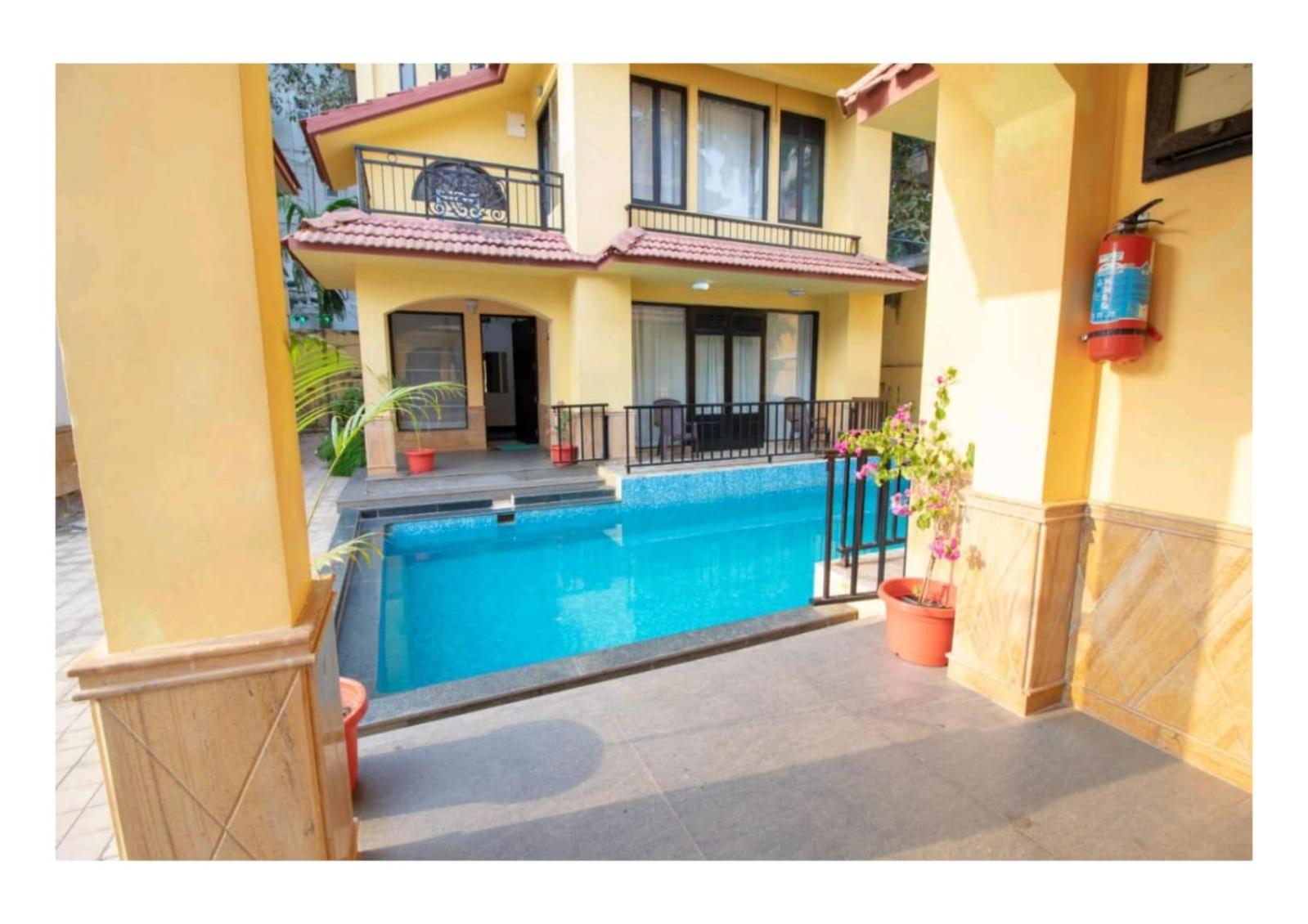 Lagoon Villa view 5
