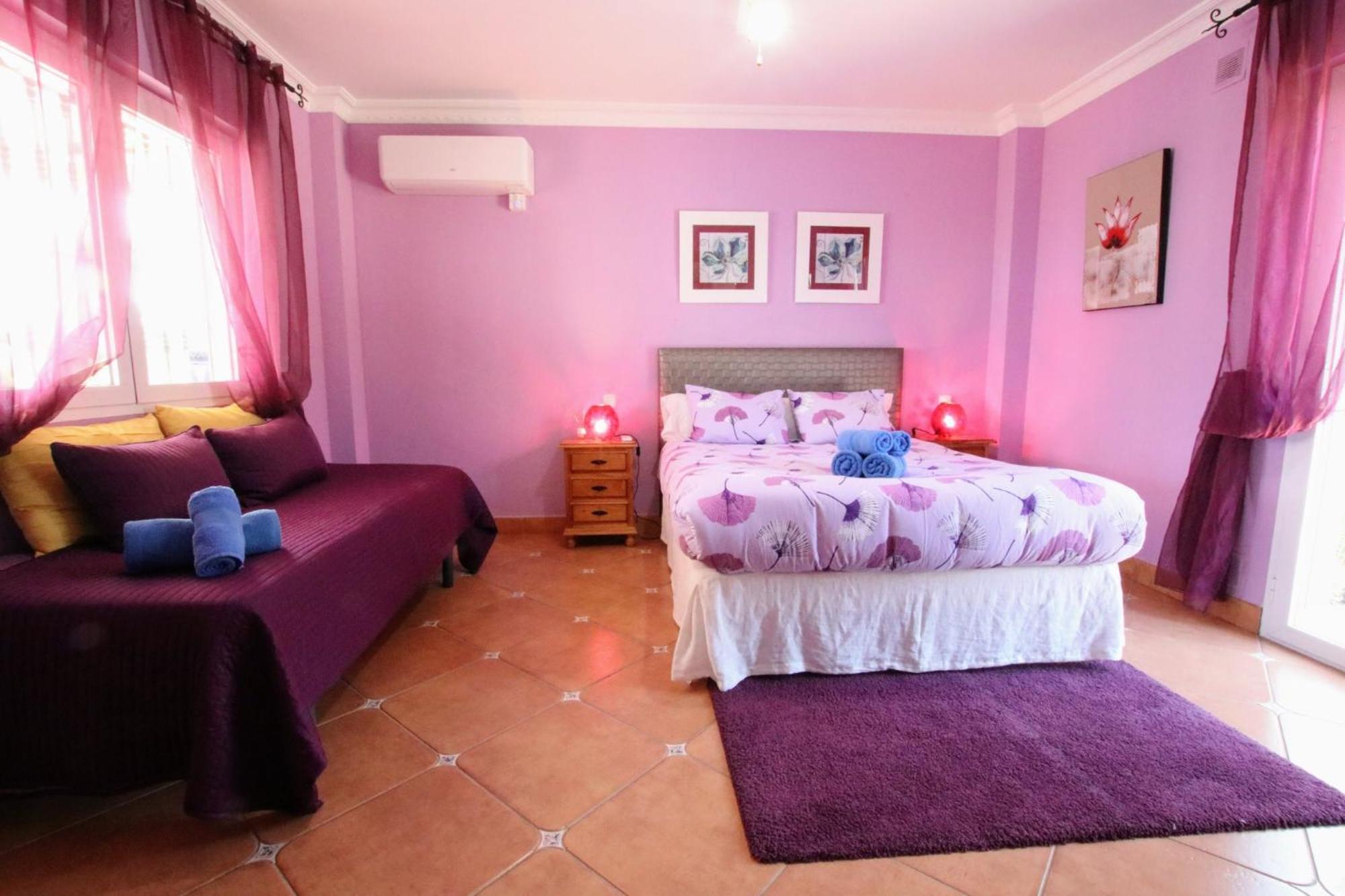 TESS Villa El Oasis