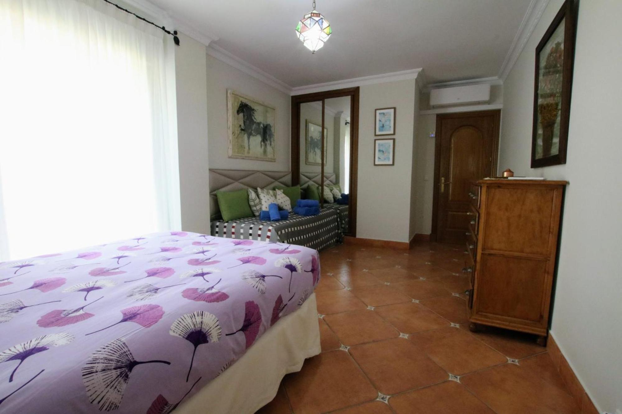 TESS Villa El Oasis