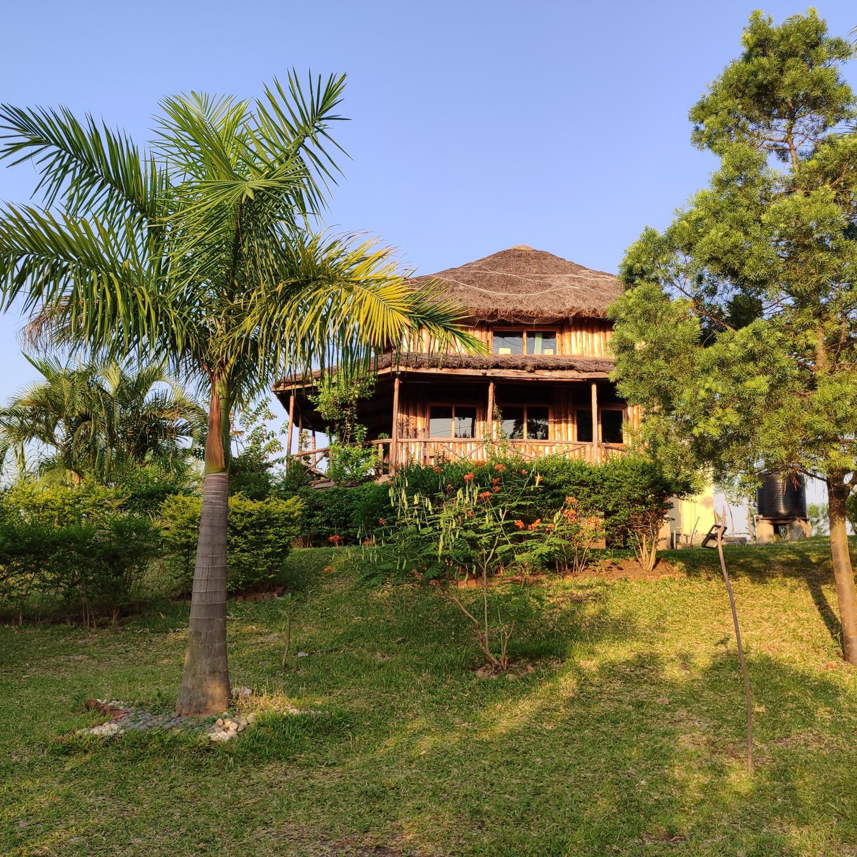 Queen Elizabeth Gorge Cottages