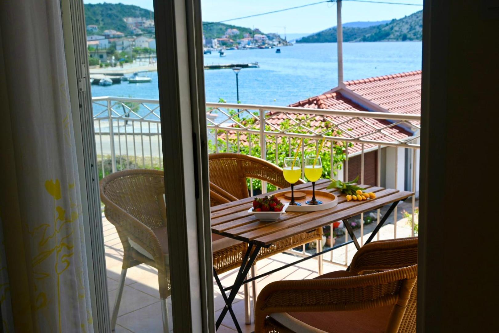 Apartment Leonora view 4