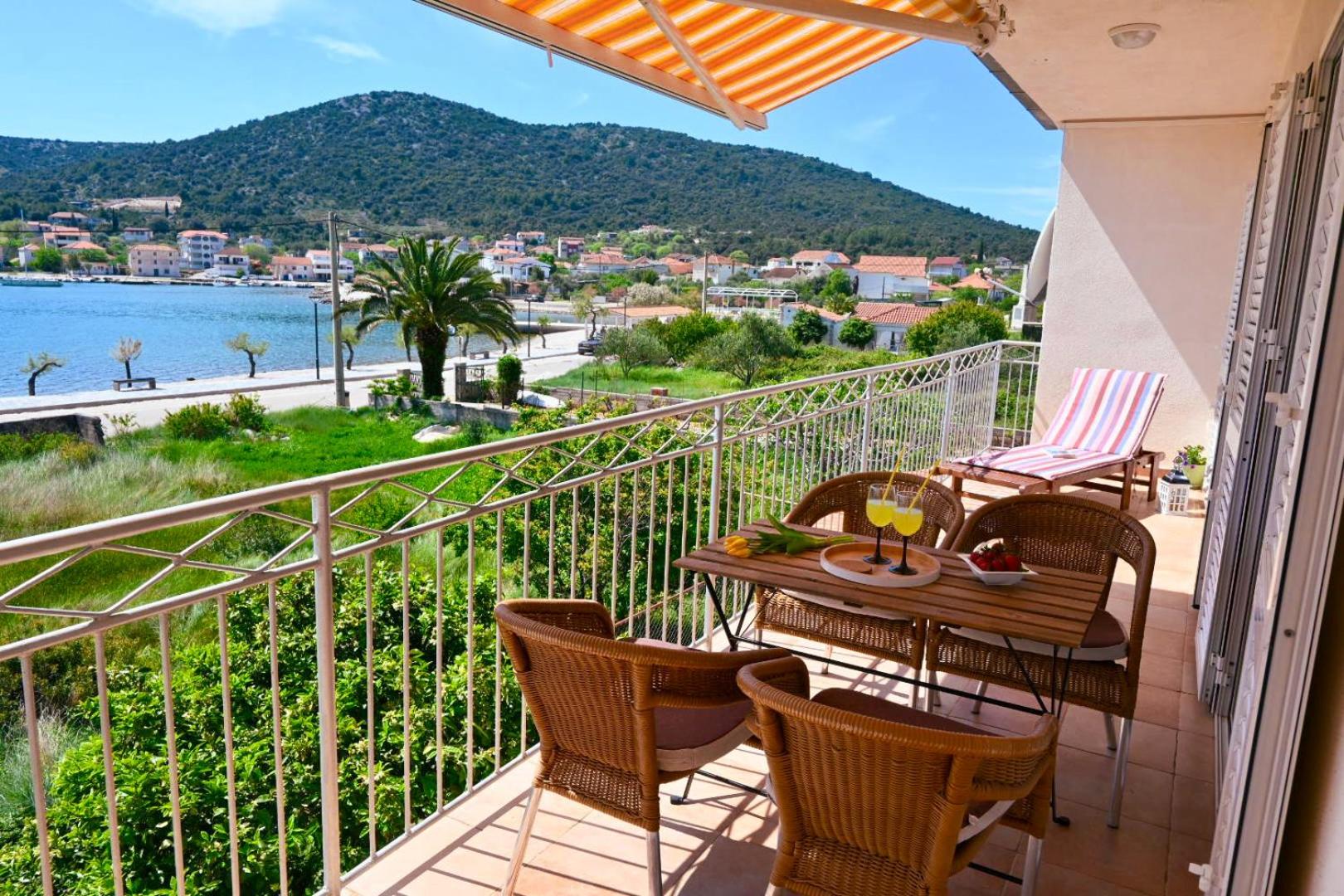 Apartment Leonora view 5