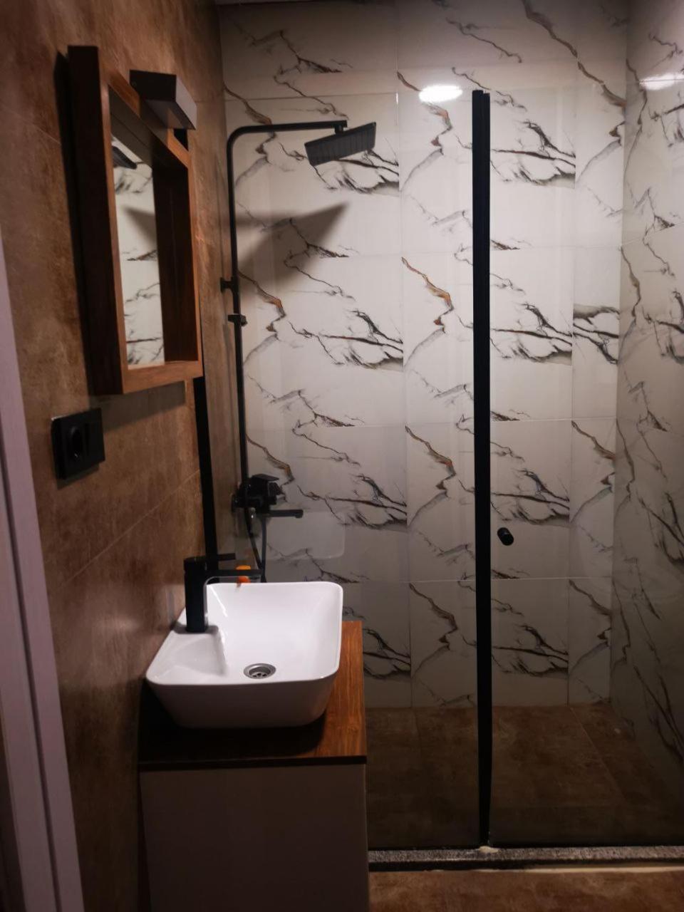 BEST Apartments Shar 354 view 3