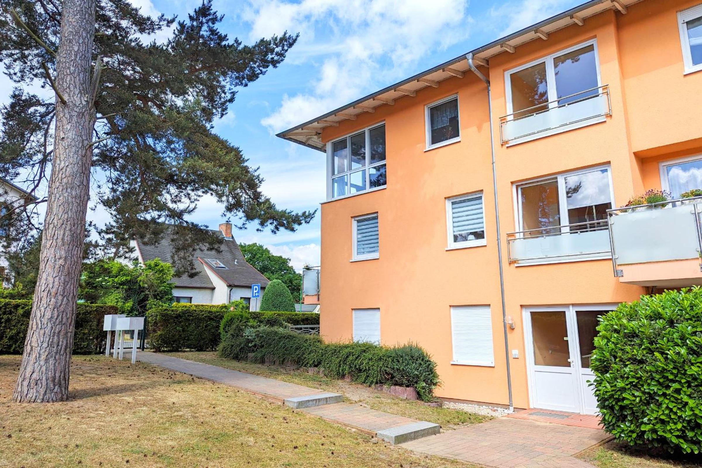 Waldstrasse 8a-c Ferienwohnung B7 Treichel view 3