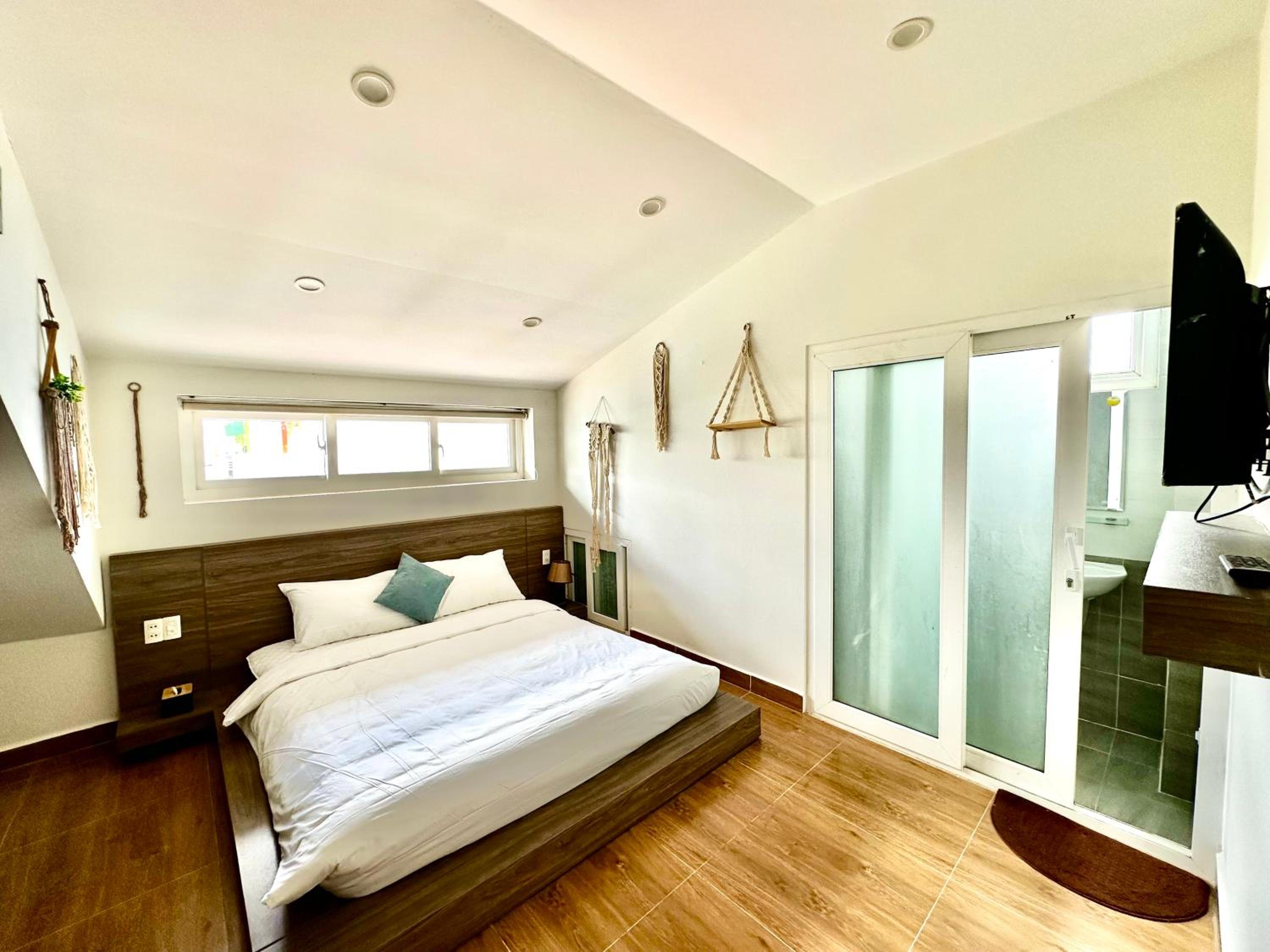 K HO DISCOVERY Guest House