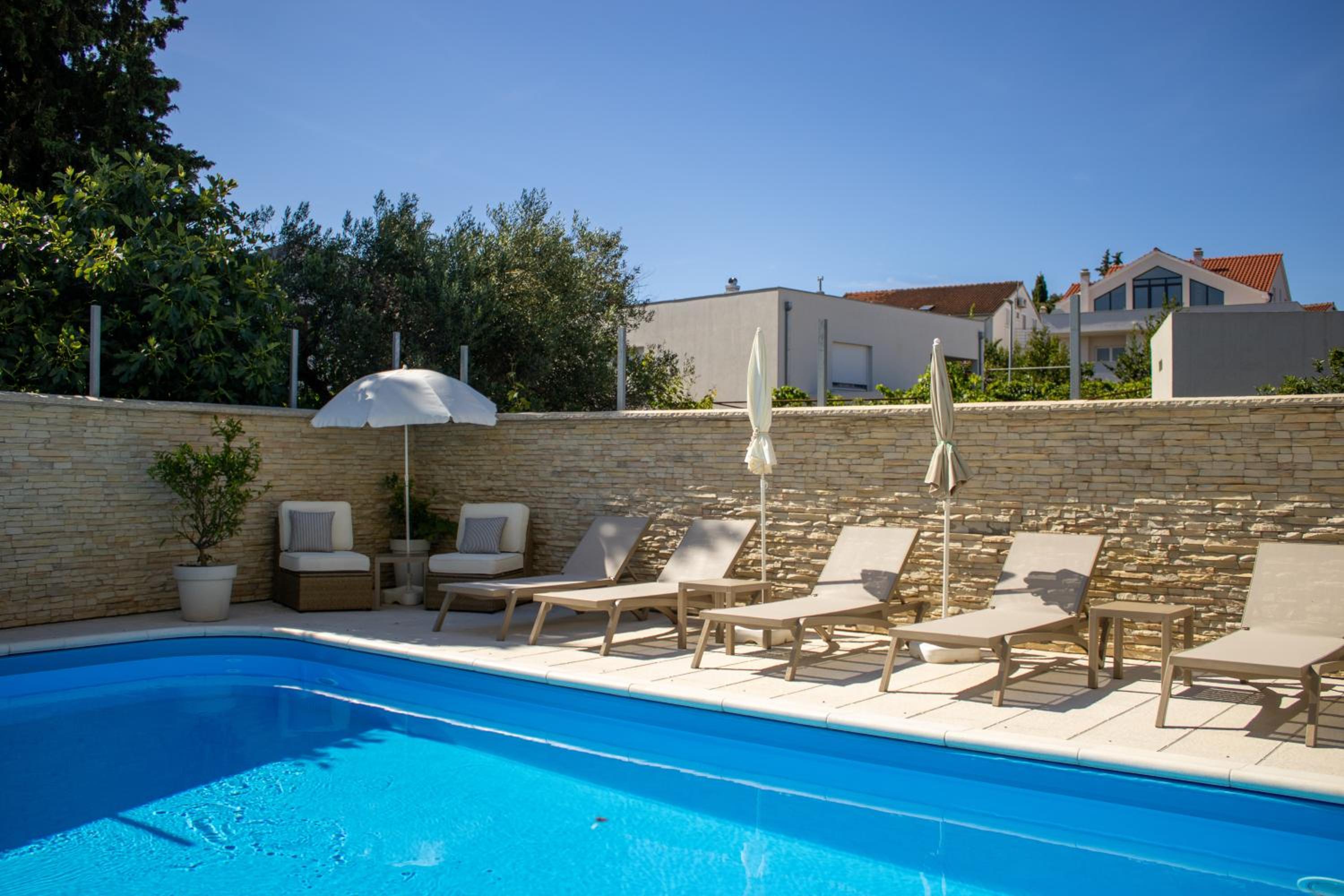 Apartments & rooms Stella Adriatica