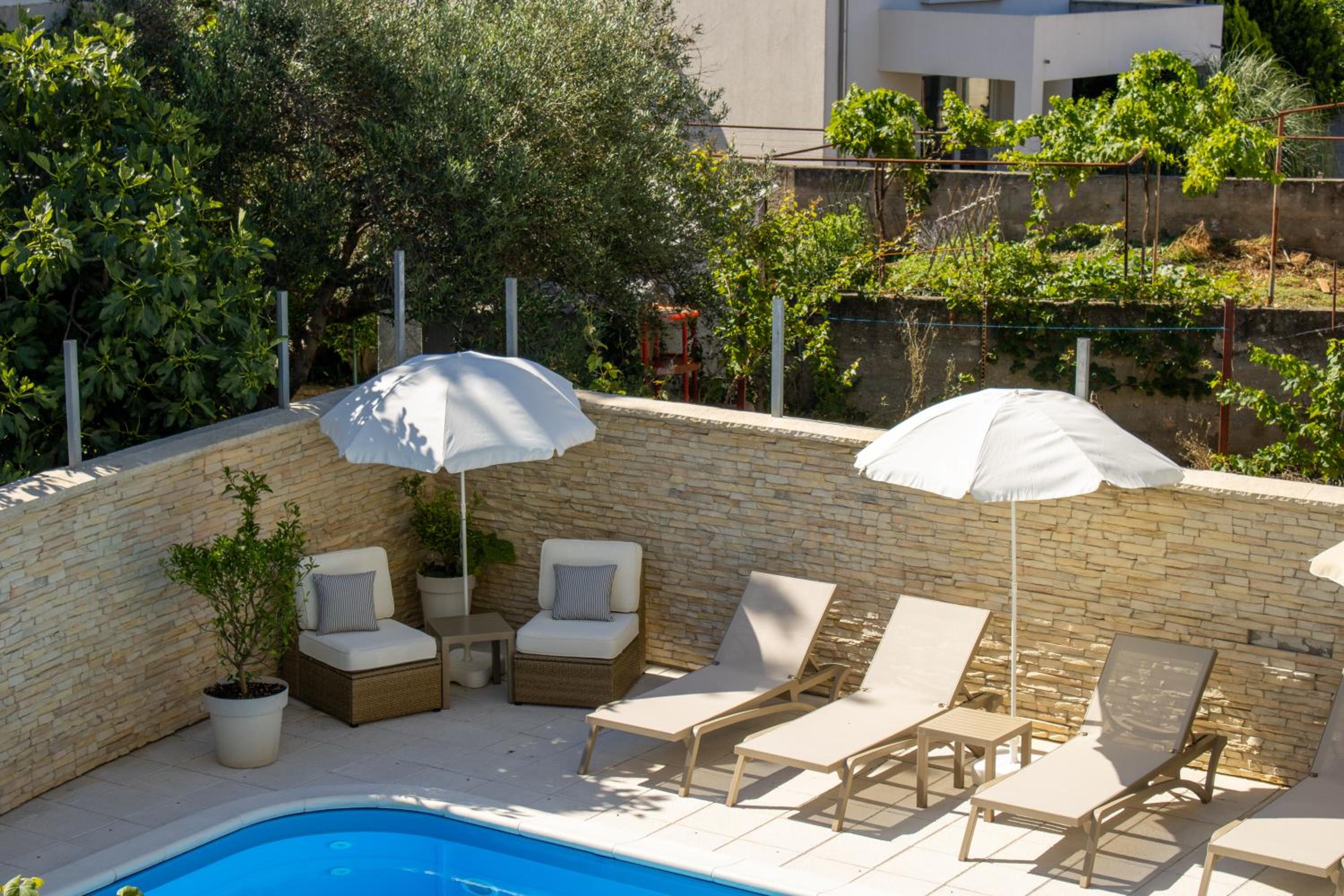 Apartments & rooms Stella Adriatica