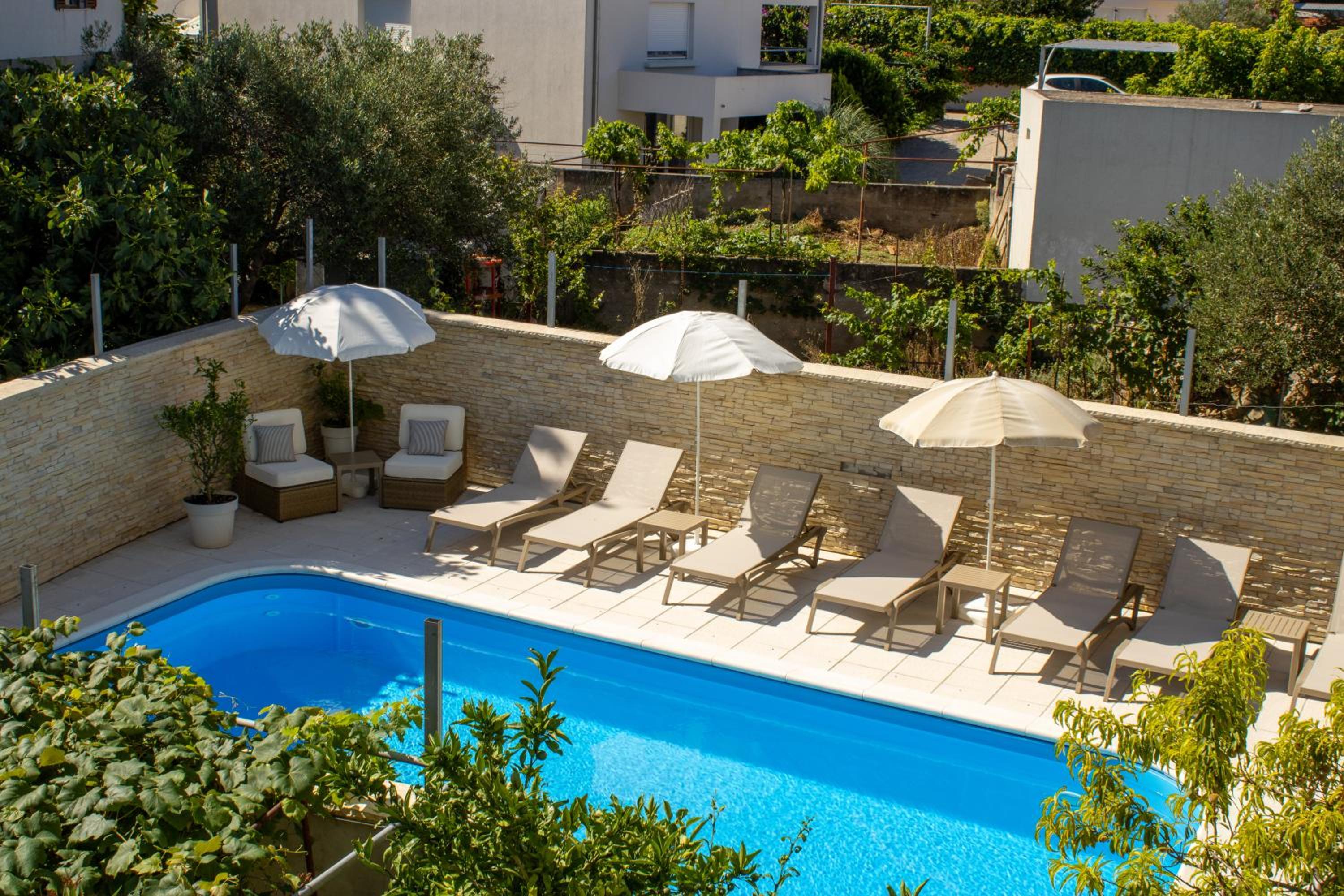 Apartments & rooms Stella Adriatica