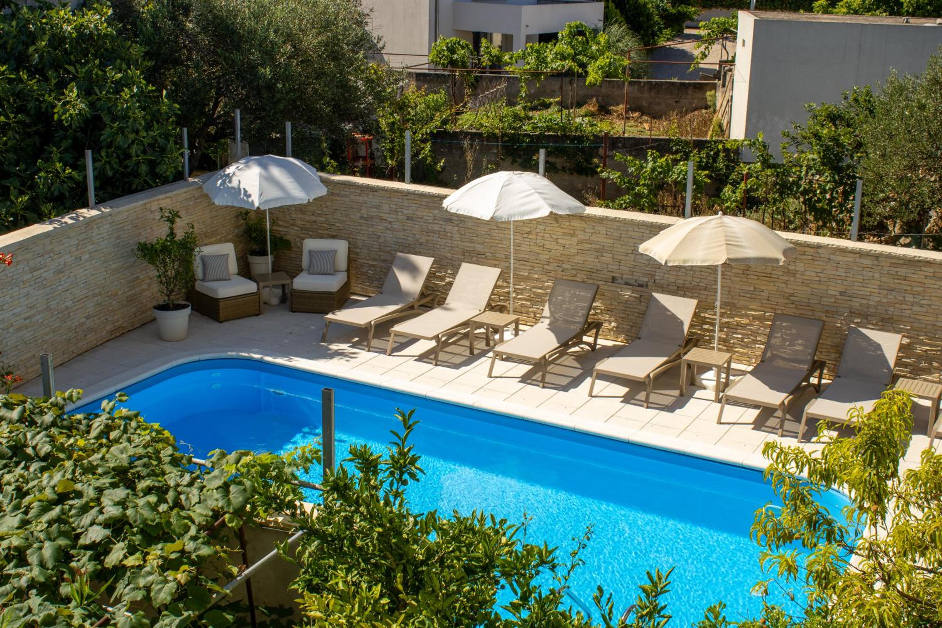 Apartments & rooms Stella Adriatica