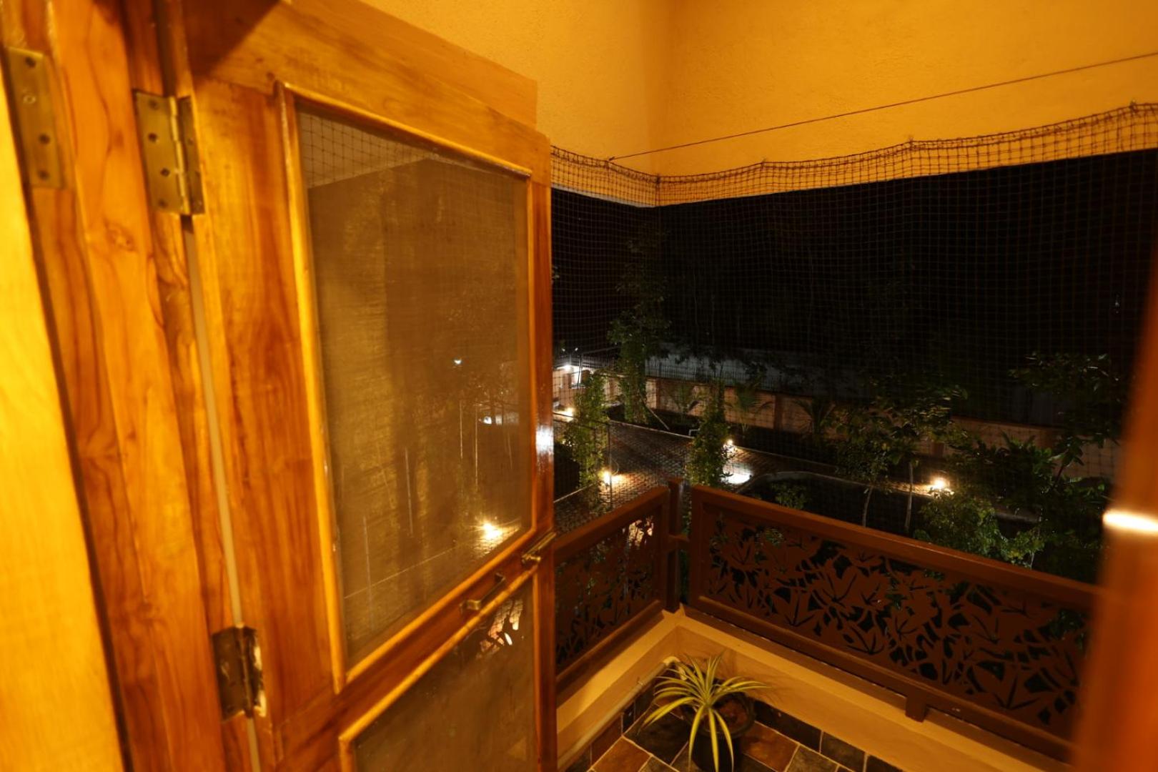 Dwaraka Agaram Villa