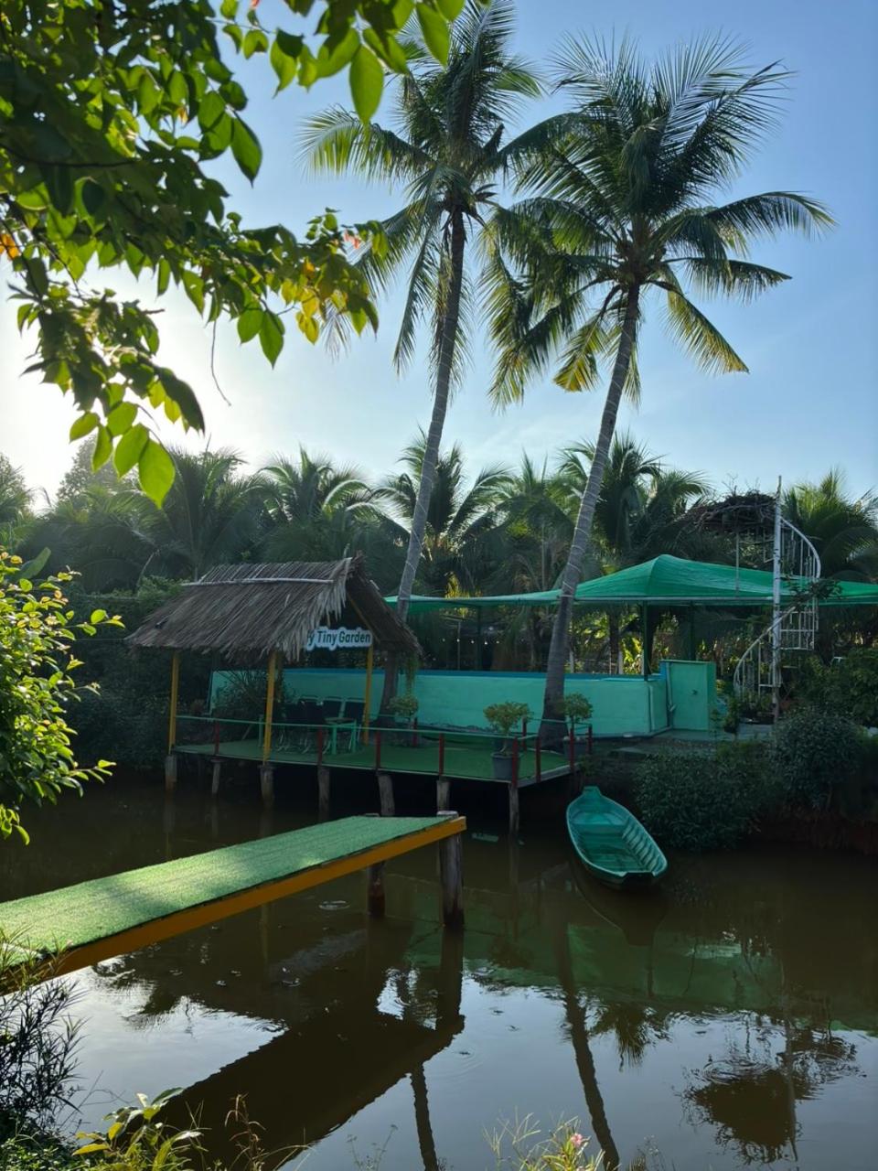 Mekong Delta Homestay 2-Day Tour & Adventure Cycling