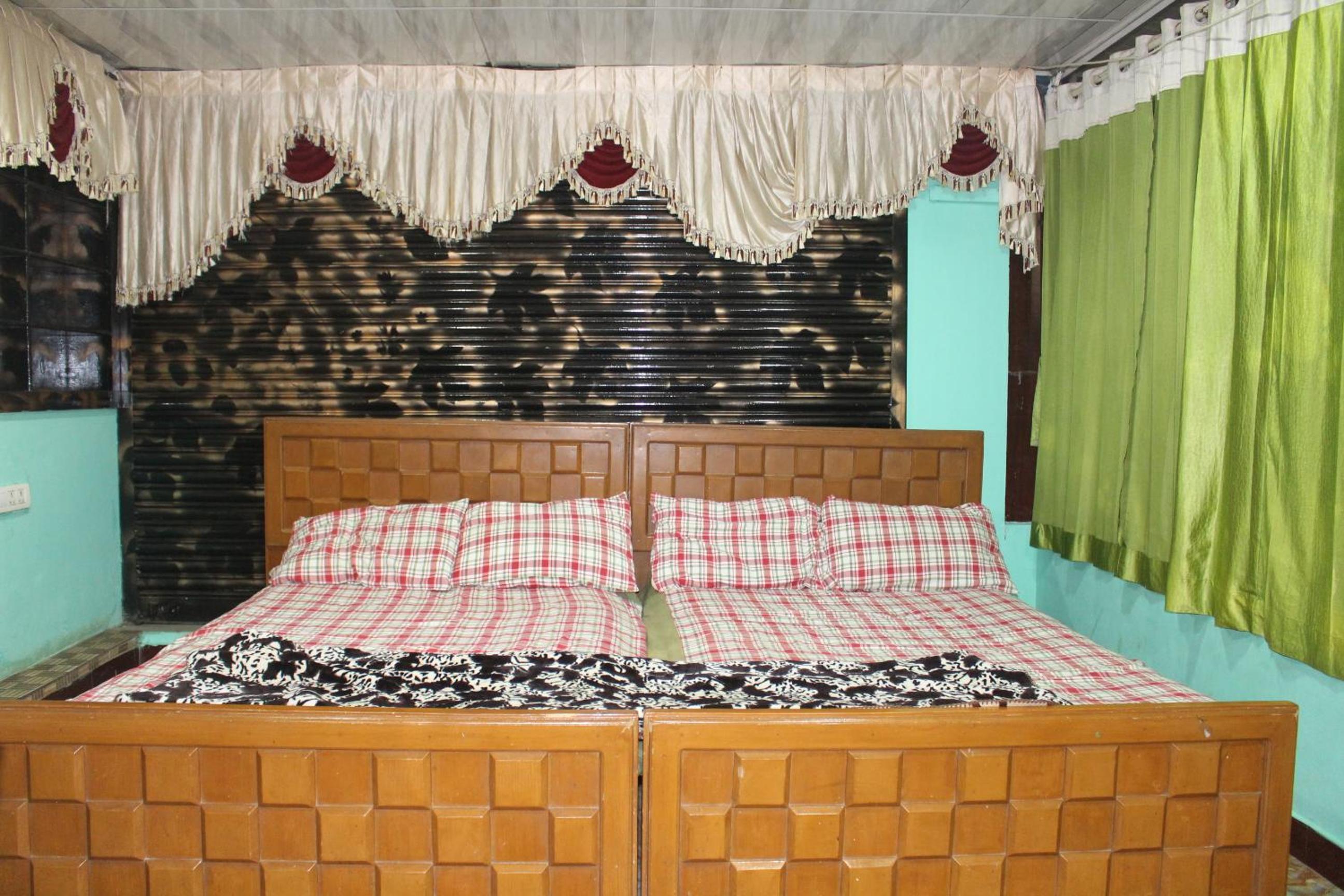 Photo 12
