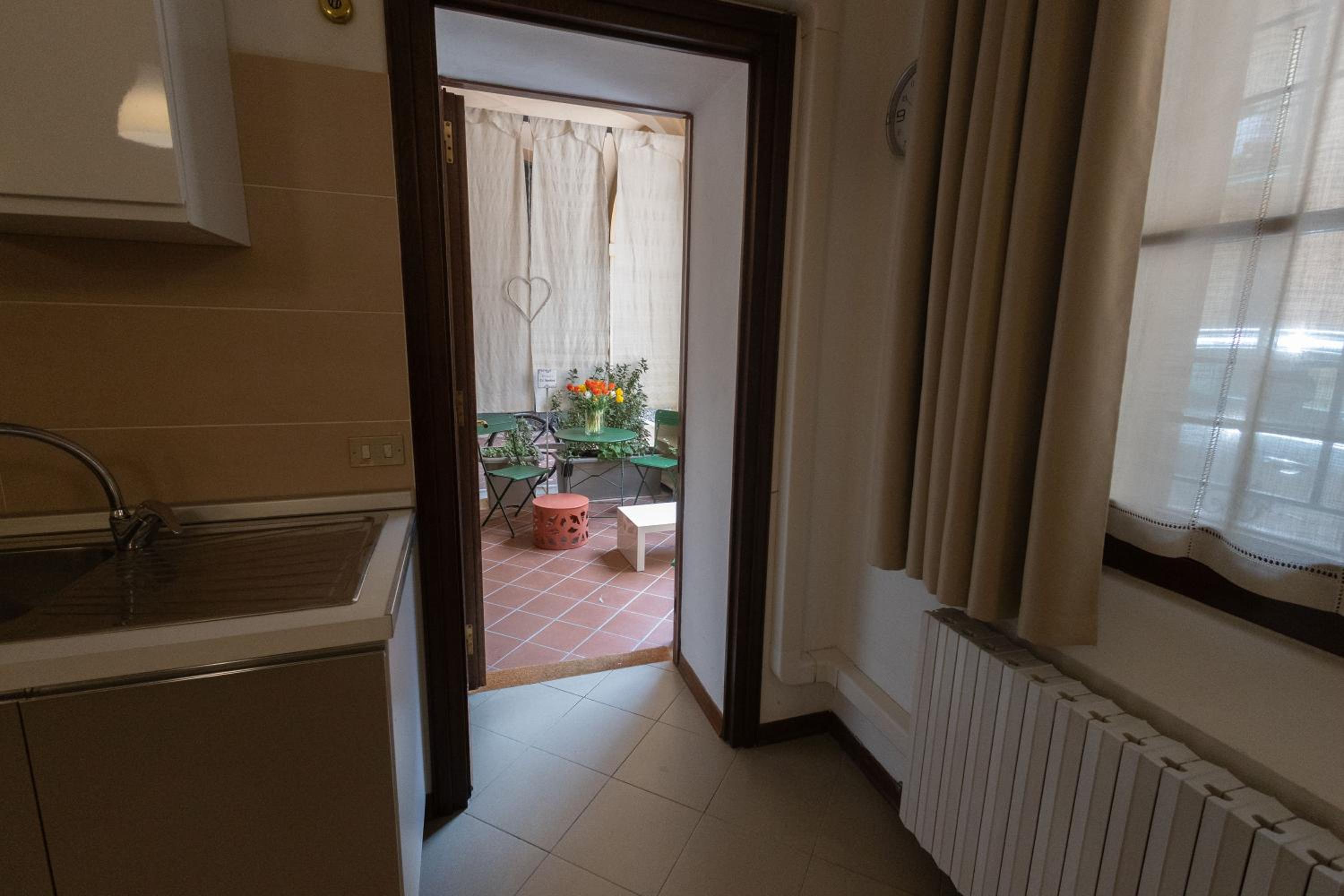 Ca' Spadoni, centro storico, piano terra, ingresso indipendente, teatro, parcheggio,, photo 42