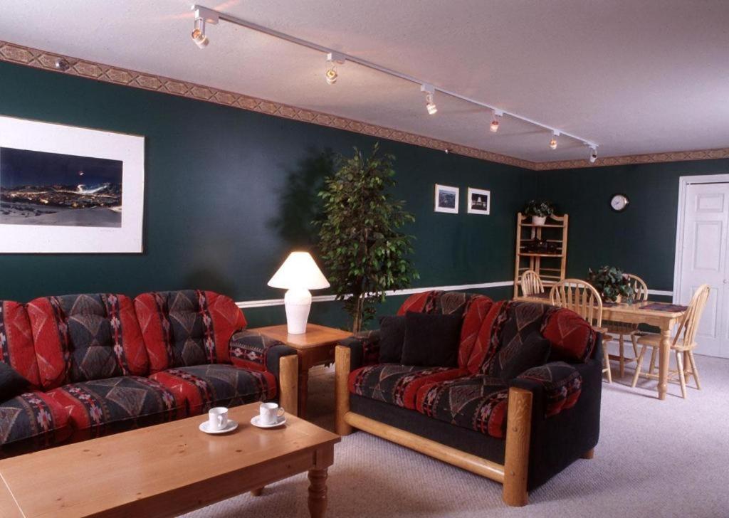 PROSPECTOR ACCOMMODATIONS PARK CITY view 3