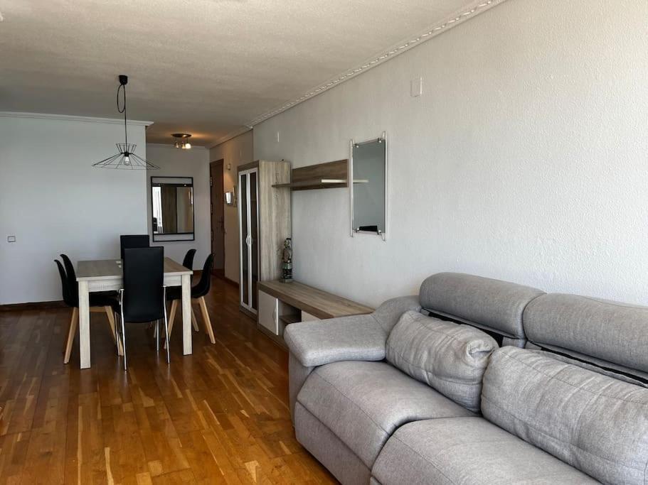 Apartamento con vistas al mar