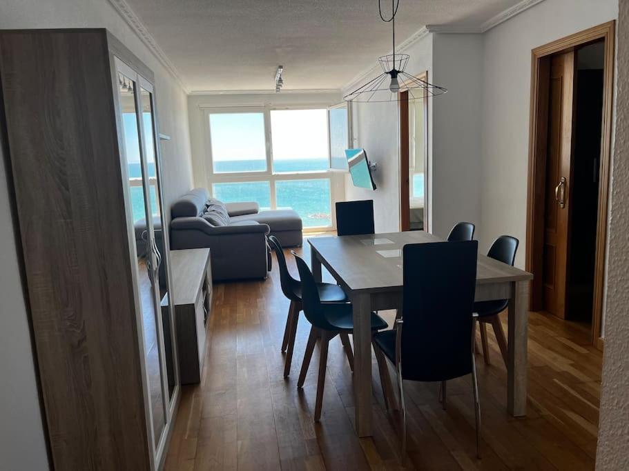 Apartamento con vistas al mar