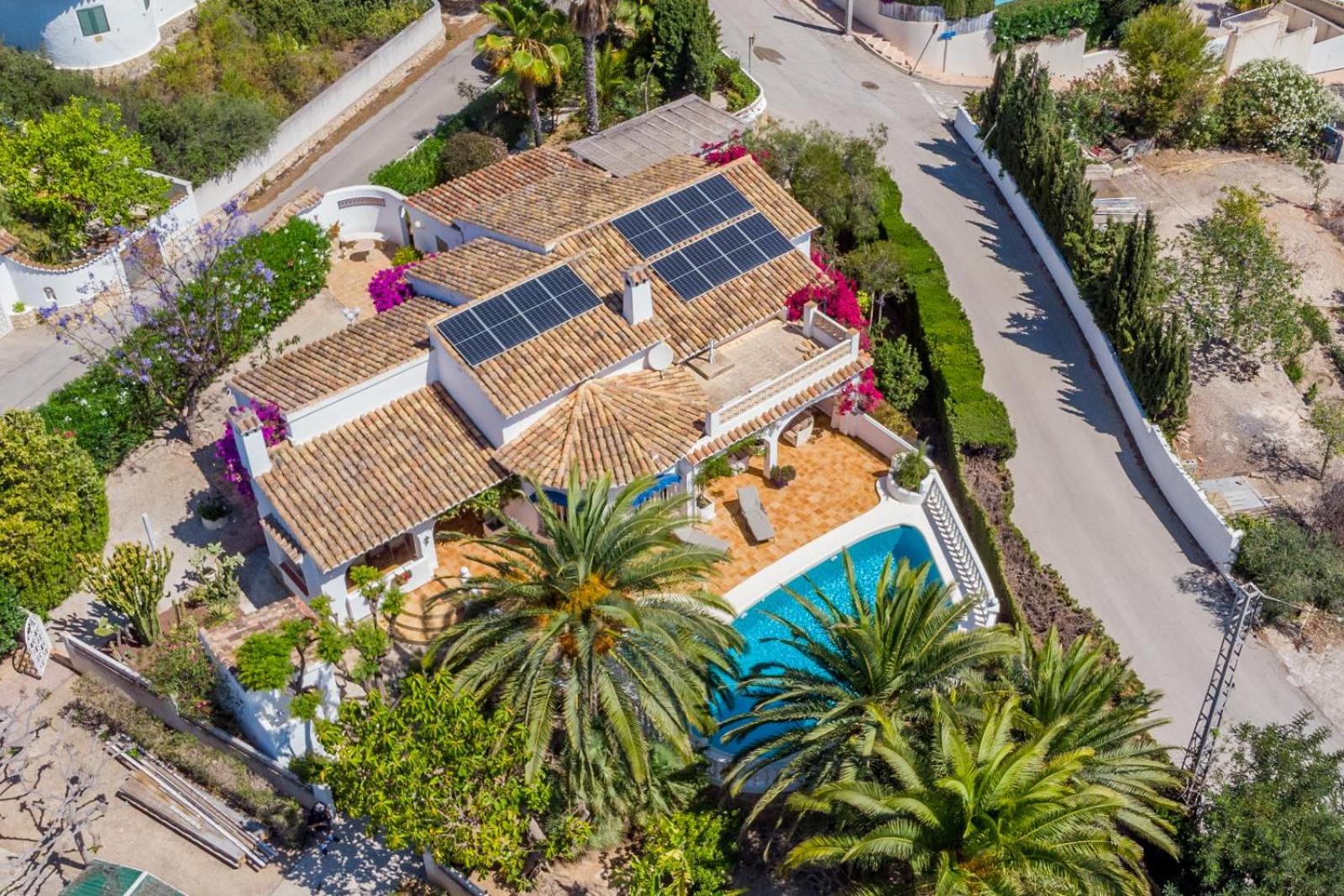 Villa Soliguer by Solidays