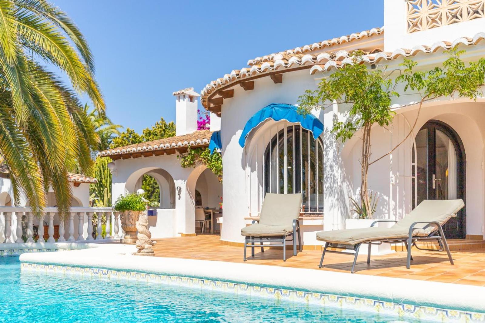 Villa Soliguer by Solidays