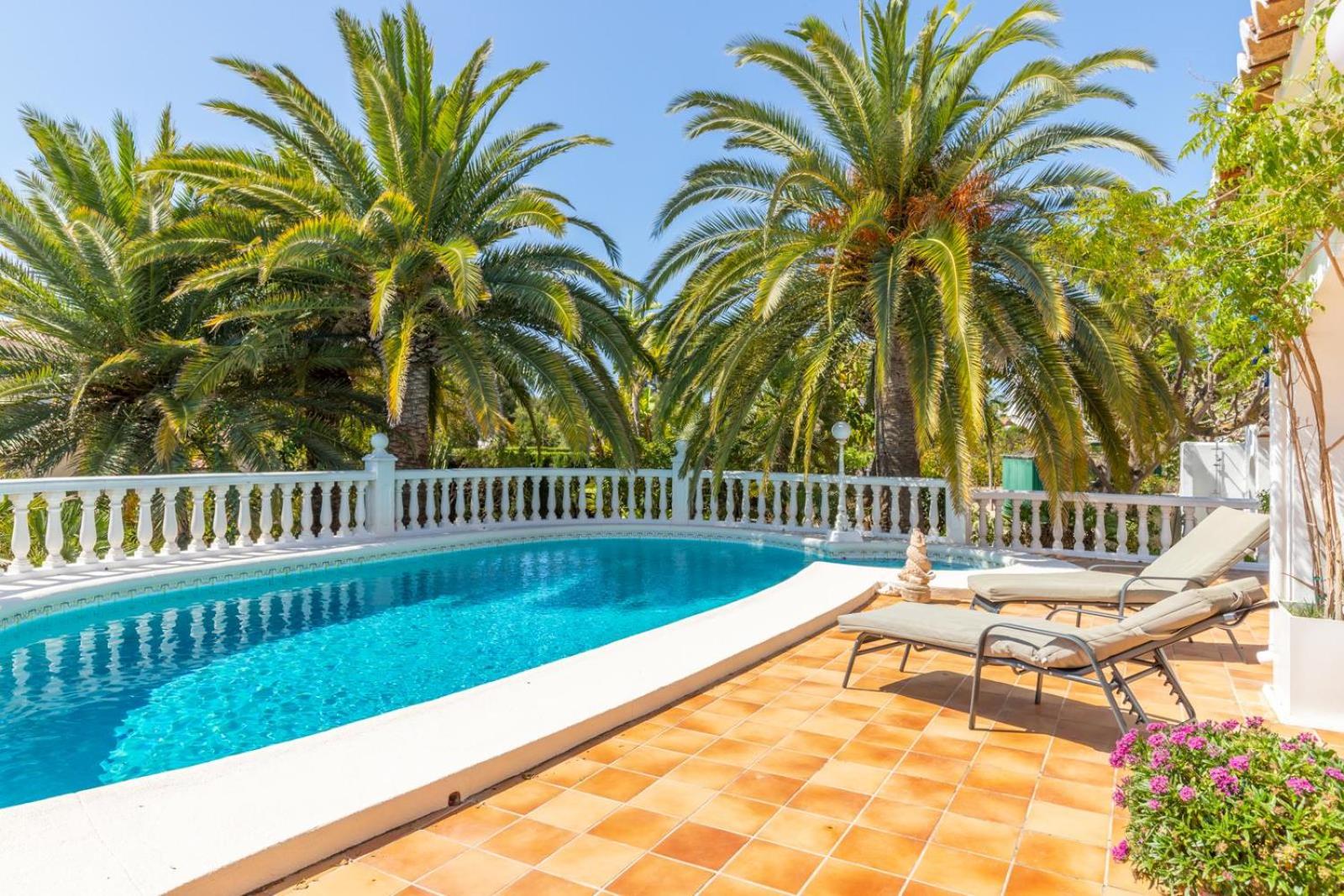 Villa Soliguer by Solidays