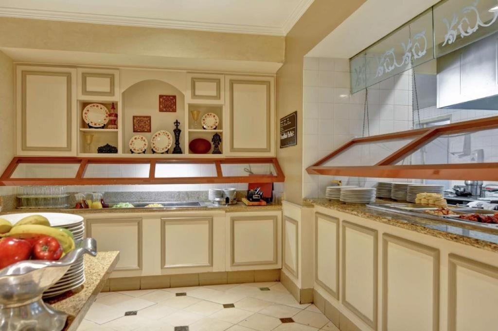 Hilton Garden Inn Oshkosh view 3