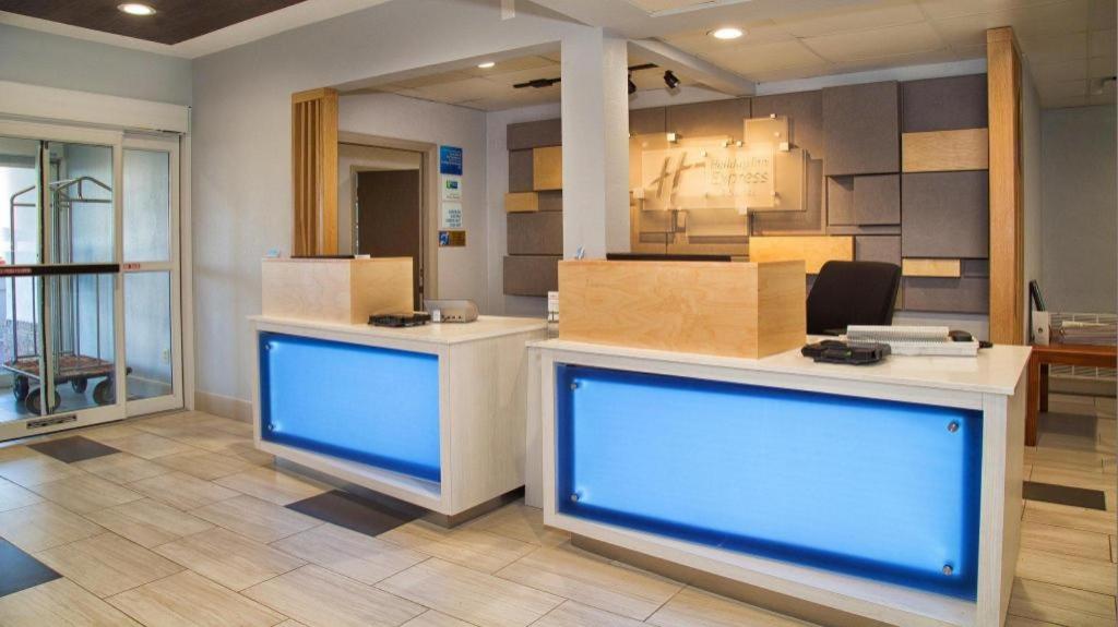 Holiday Inn Express Hotel & Suites Port Charlotte, Foto 10