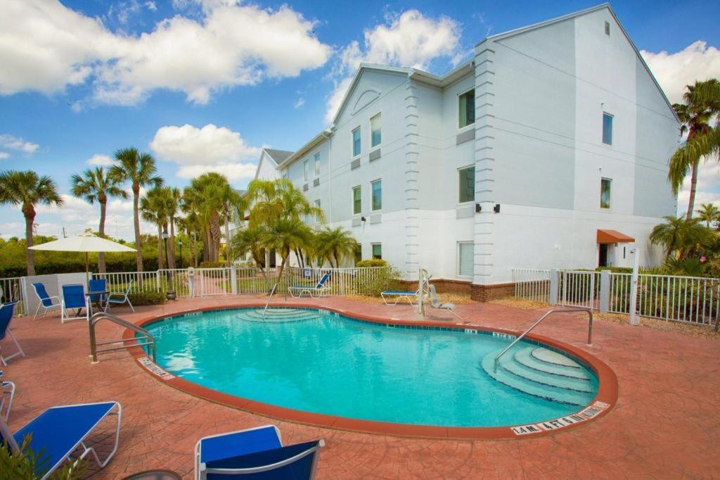 Holiday Inn Express Hotel & Suites Port Charlotte, Foto 5