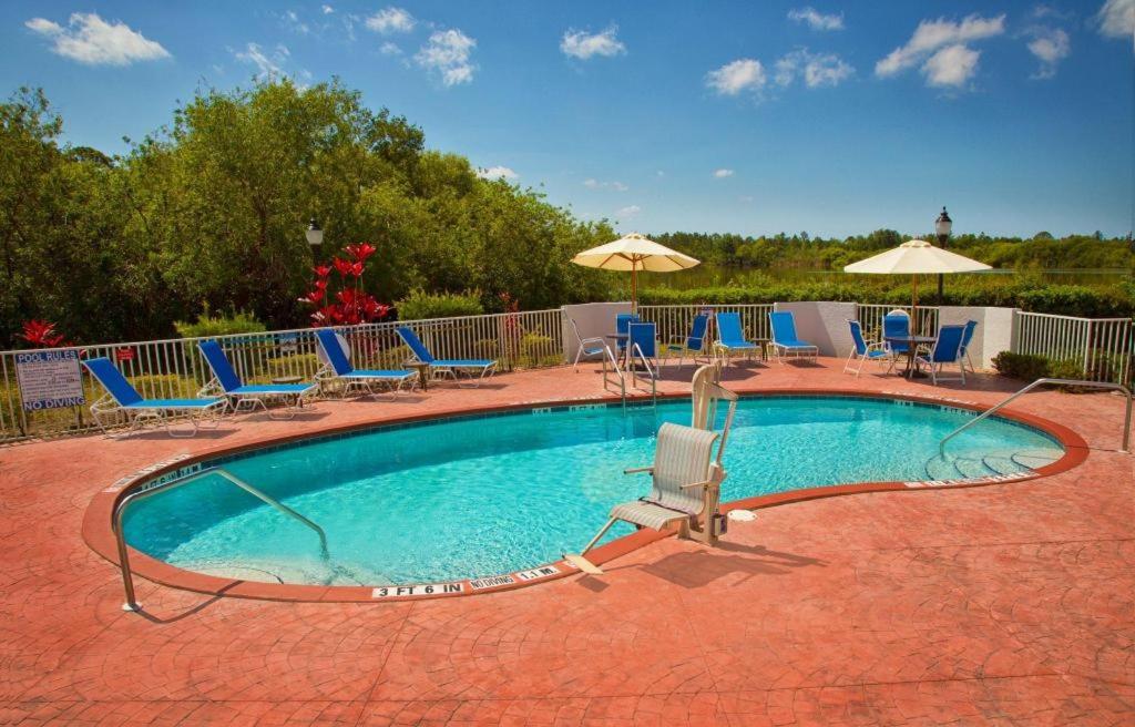 Holiday Inn Express Hotel & Suites Port Charlotte, Foto 21