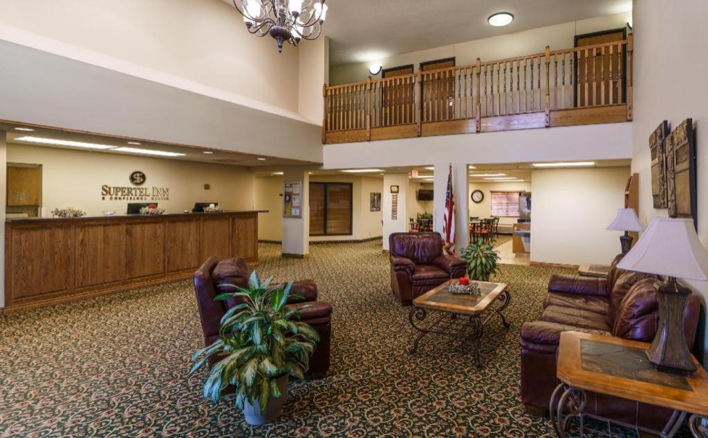 Supertel Inn And Conference Center view 2