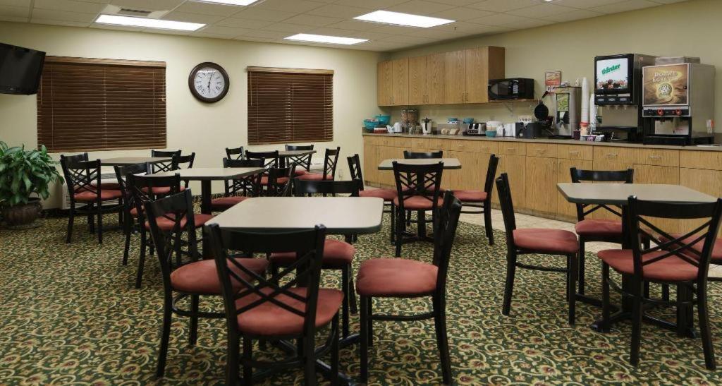 Supertel Inn And Conference Center view 3