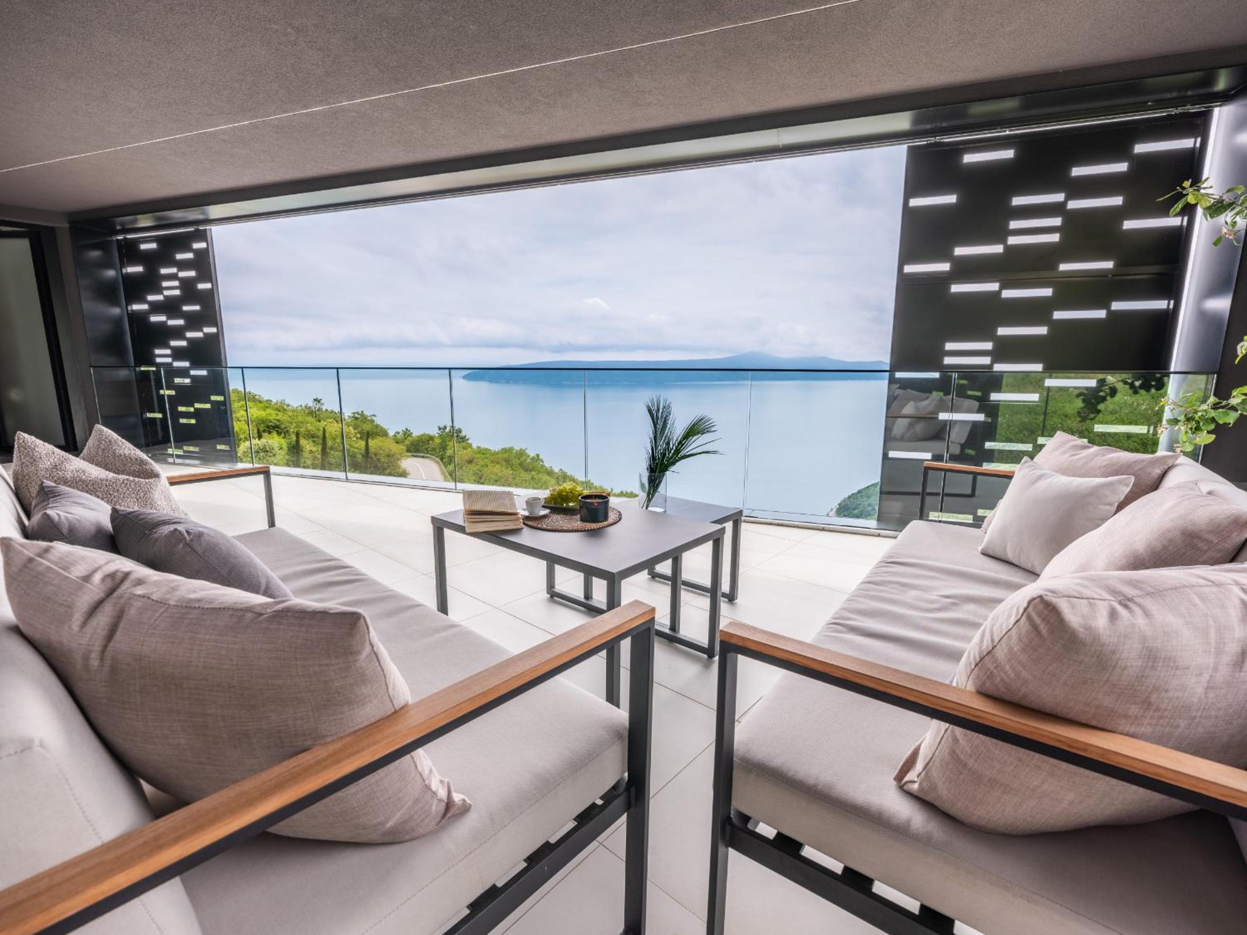 Villa 3,0 near Opatija for 8 people with indoor and outdoor pool & wellness view 2
