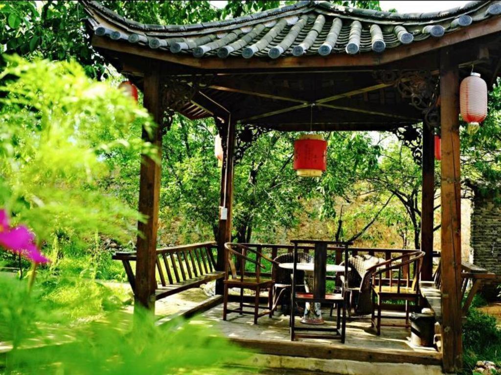 Lijiang Baisha Holiday Resort