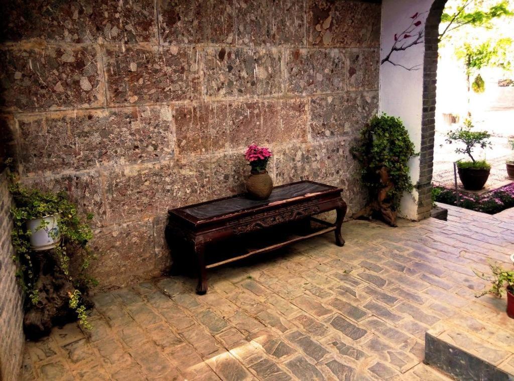 Lijiang Baisha Holiday Resort