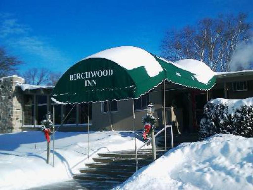 Birchwood Inn view 3
