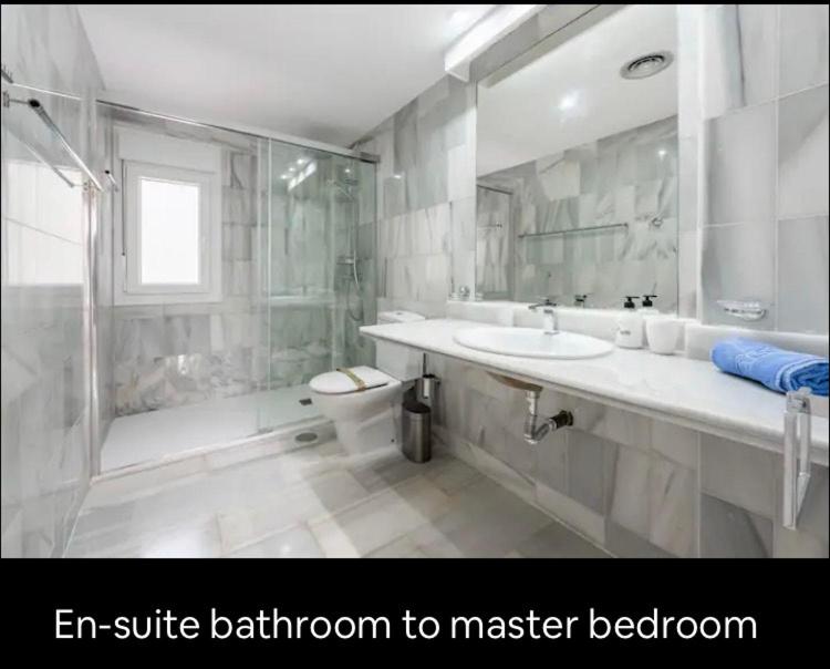 Newly Refurbished Townhouse Los Naranjos, Puerto Banus