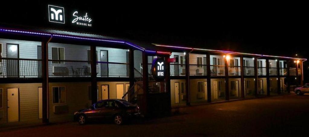 Medicine Hat Inn & Suites