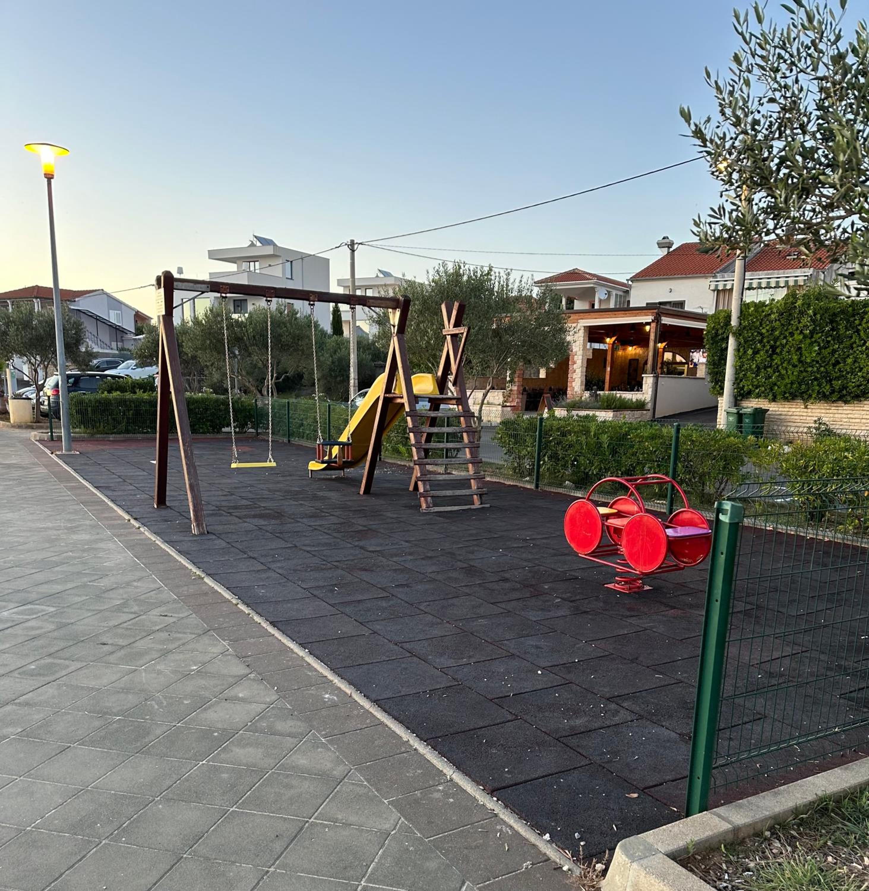 Photo 20